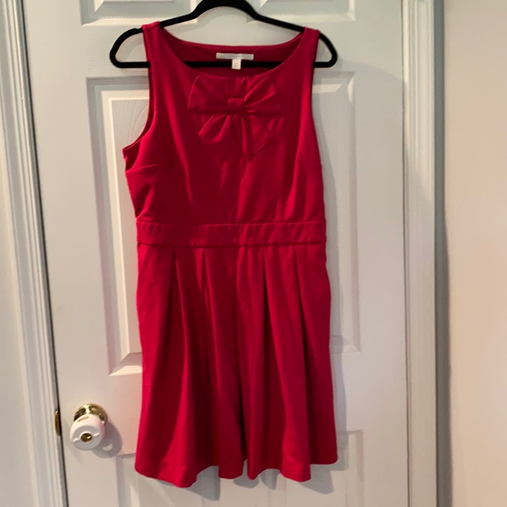 Pink dress with bow detail
